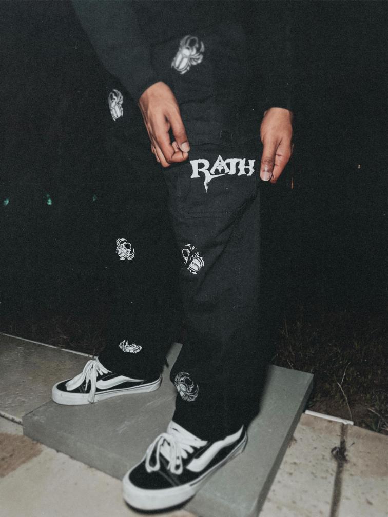 BLK SCARAB CARGO PANTS